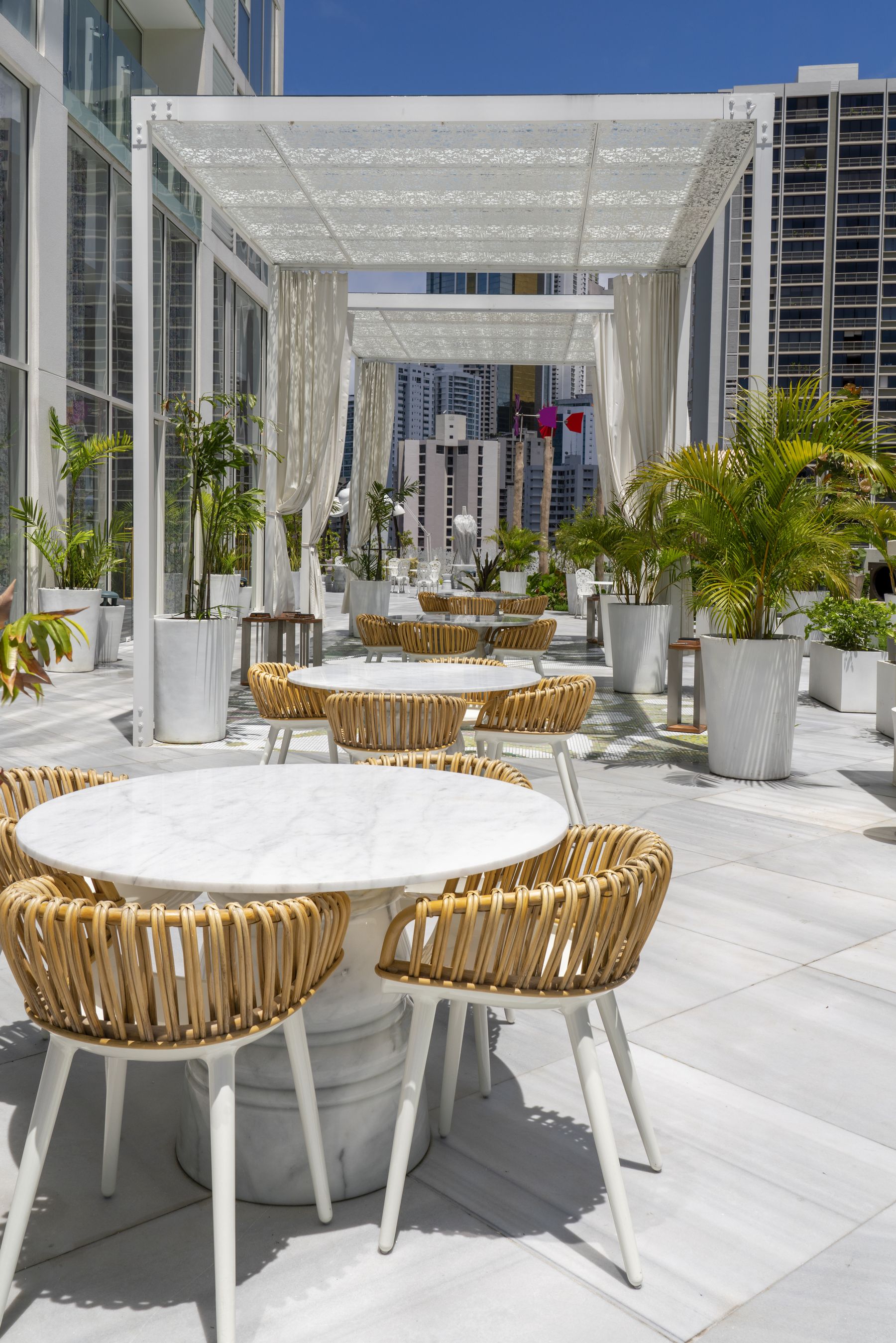 Wanders & Yoo rooftop dining terrace