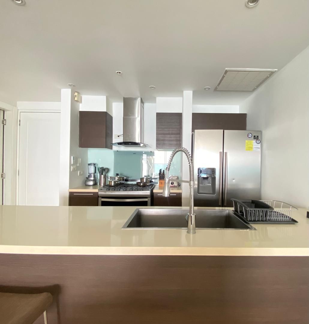 yoo by Starck unit kitchen