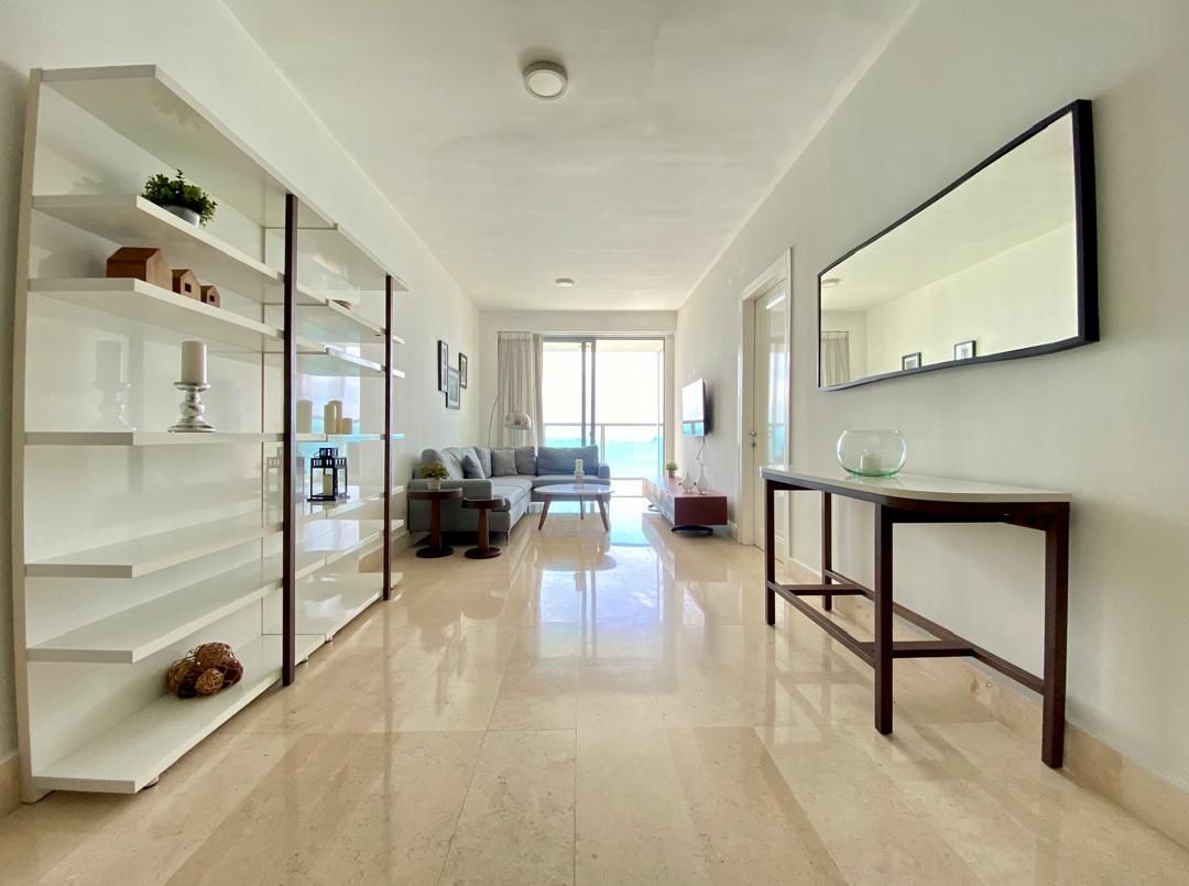 yoo by Starck unit living area
